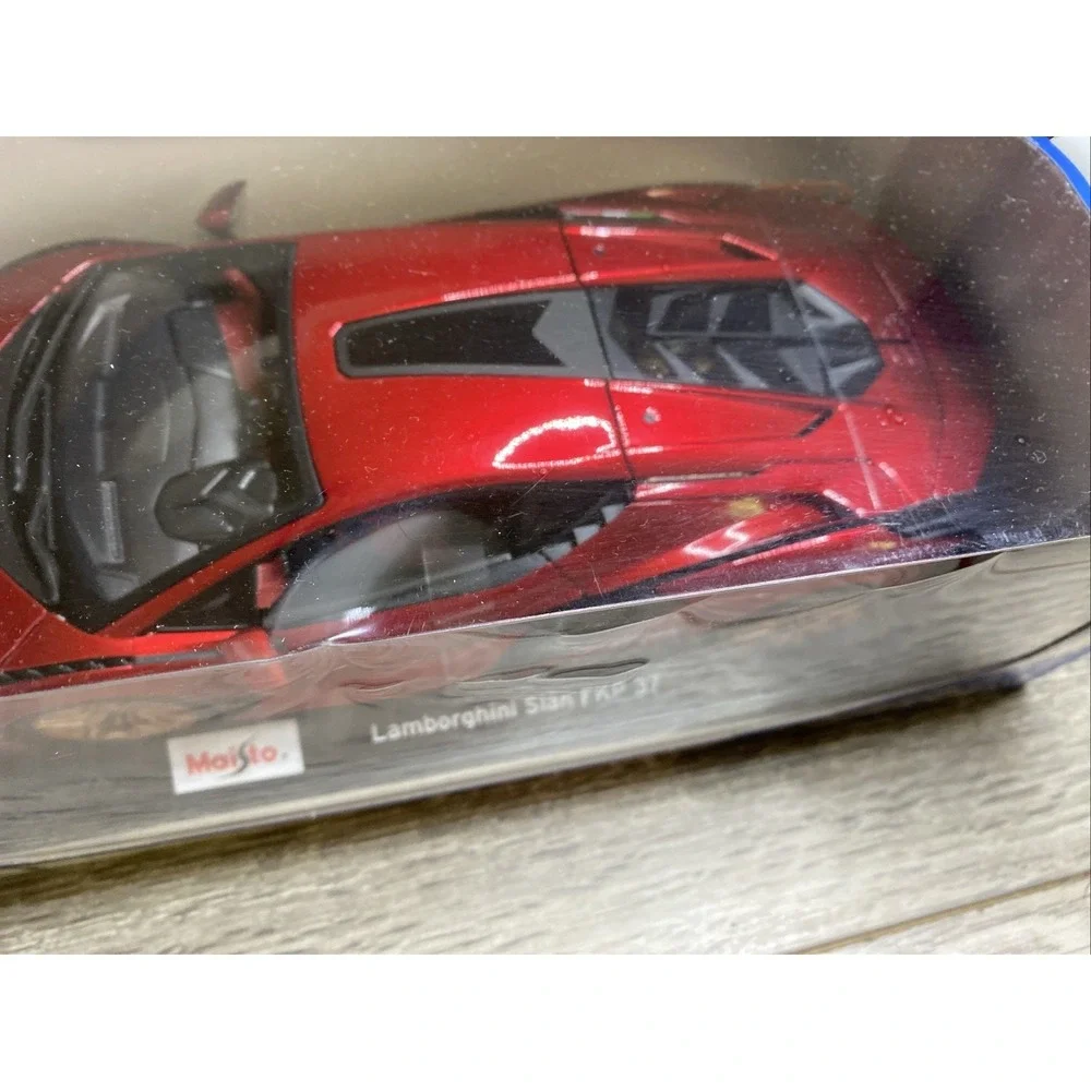 New Maisto 1/18 Lamborghini Sian FKP 37 Red